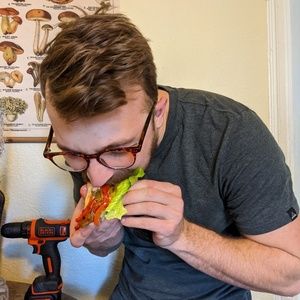 Meet your Posher, Alex